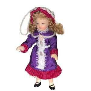 Pretty Women Porcelain Collectible 4 Inch Doll Ornament